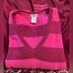 St John’s Bay Women’s Extra Large Pink/Purple Striped V-Neck Sweater